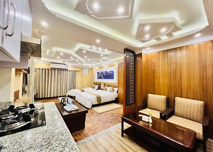 Hotel Whitehouse *
